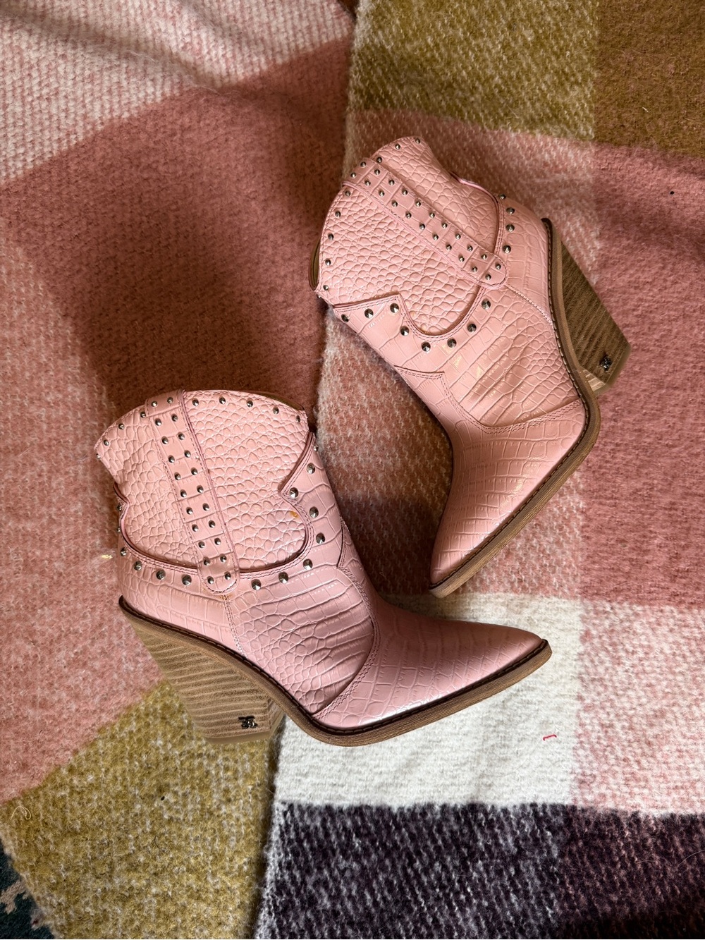 Sam Edelman NWT no box Pink Pointed Western Ankle Boots - Women's Fashion Boots